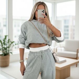 NEW•XXL•GO TO GRAY CROPPED HOODIE SWEATSHIRT•NWT
